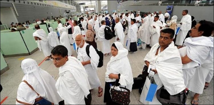 Saudi Arabia extends ban on Umrah pilgrims