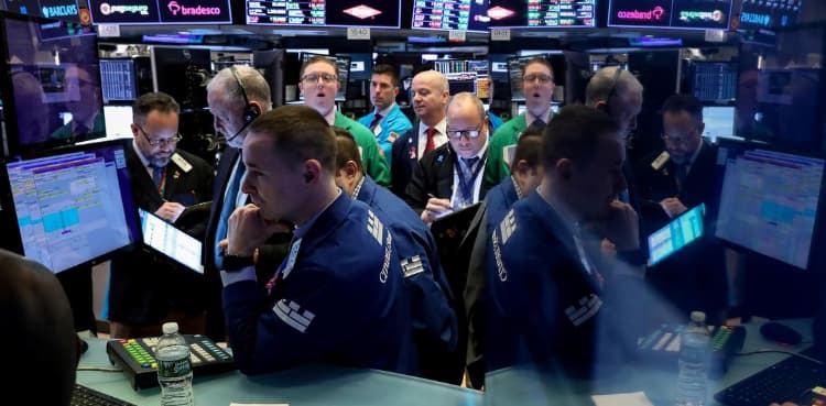 S&P 500 edges higher with trade talks in focus