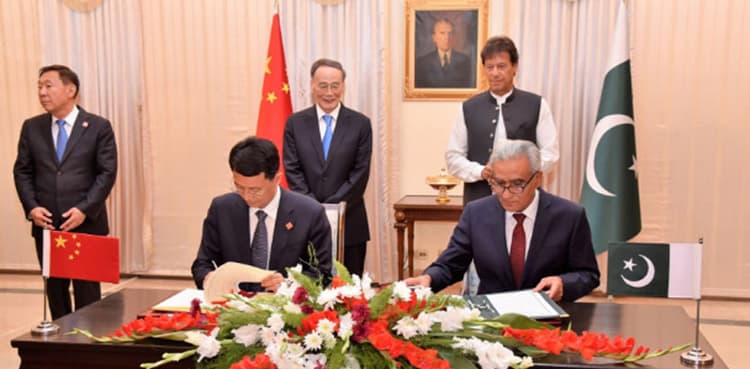 Pakistan, China sign several MoUs to expand cooperation in diverse fields