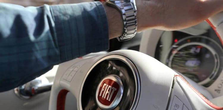 Carmakers FCA and Renault to go public on tie-up talks
