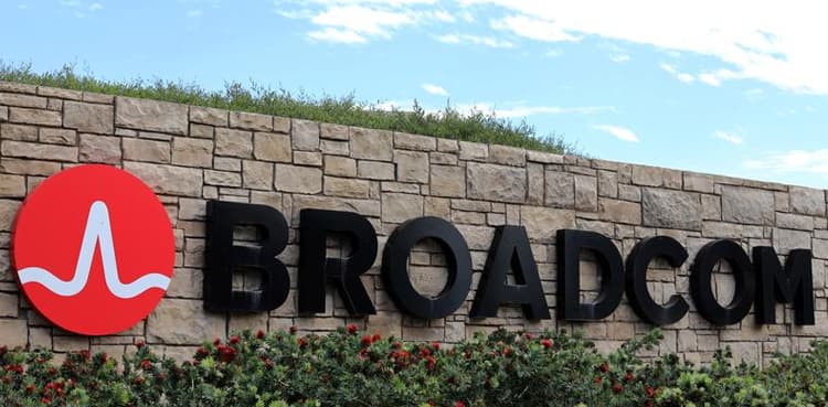 Broadcom's $2 billion warning rattles global chip sector
