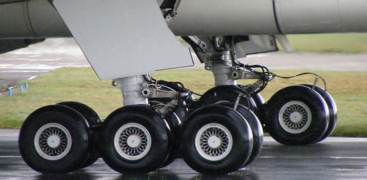 FIA initiates investigation into supplies of aircraft's tyres to PIA