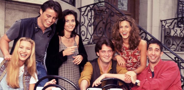 'Friends' co-stars reunite for Courtney Cox's birthday