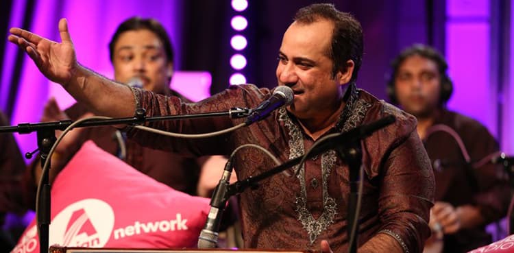 Dr. Rahat dedicates his honorary degree to Ustad Nusrat Fateh Ali Khan