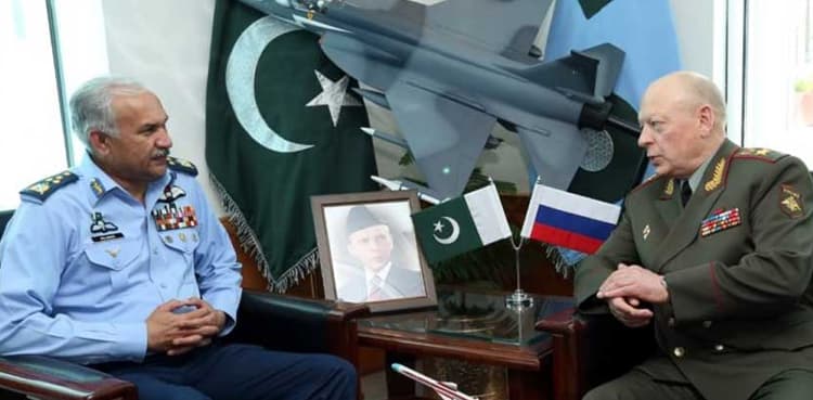 Pakistan, Russian agree to expand defence ties