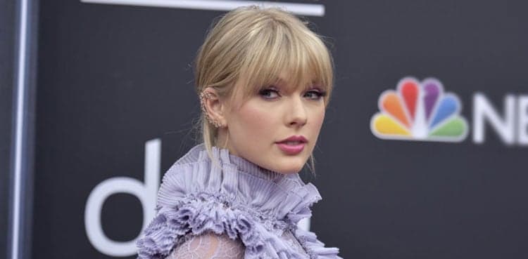 Stalker breaks in to Taylor Swift's New York apartment, gets arrested