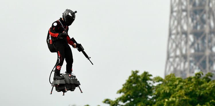 French 'Flying Man' crosses Channel on jet-powered hoverboard