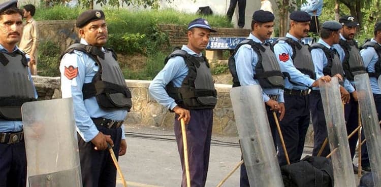 Policeman martyred, two wounded in Islamabad firing