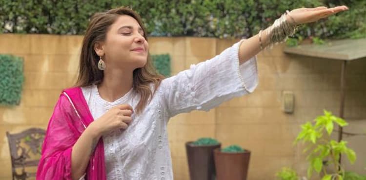 Hina Altaf shares a hopeful message for those struggling in life