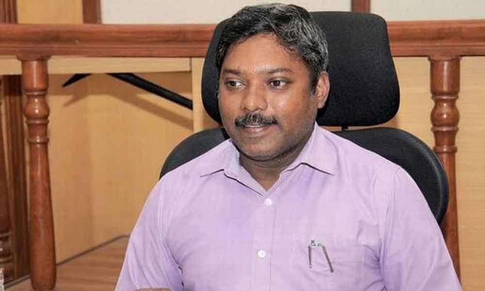 Indian Administrative Officer resigns in protest against Modi’s policies