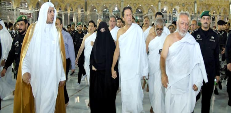 PM Imran, wife Bushra perform Umrah