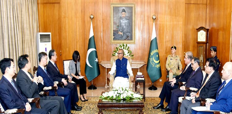 Inhuman lockdown deepening humanitarian crisis in held Kashmir: President Alvi       