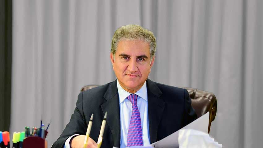 FM Qureshi asks JUI-F chief to avoid march towards Islamabad