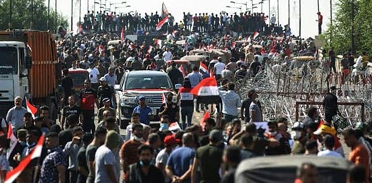 Iraq prime minister's fate in limbo as crowds of demonstrators swell