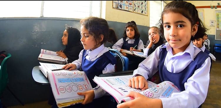 KP govt changes school timings due to heatwave spell