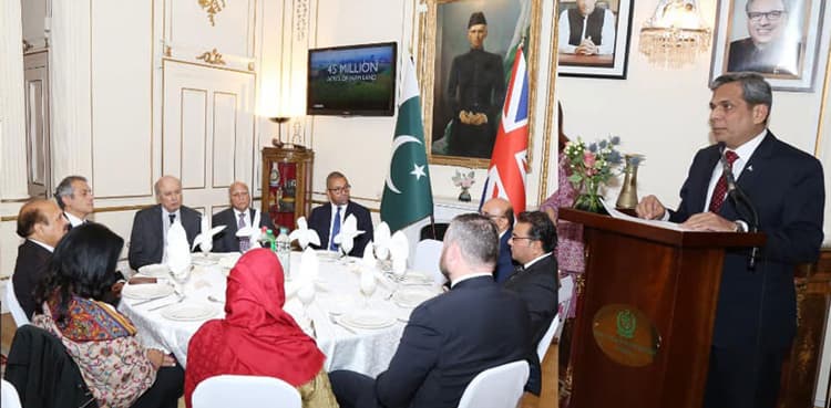 Pakistan's location to make it hub of regional economic activity: Zakaria