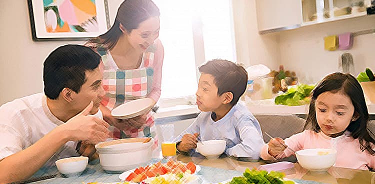 'Better turn off the TV': Six components of healthy family meals
