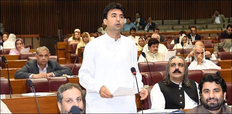Murad Saeed censures past rulers over neglecting healthcare sector