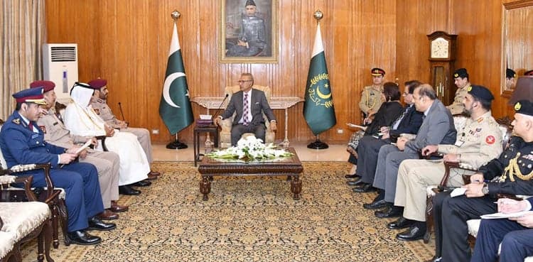 'Fascist Indian regime flagrantly violating human rights in IoK': President Alvi   