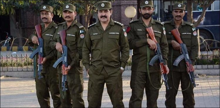 Lahore police clear road blockades laid by religious party protestors