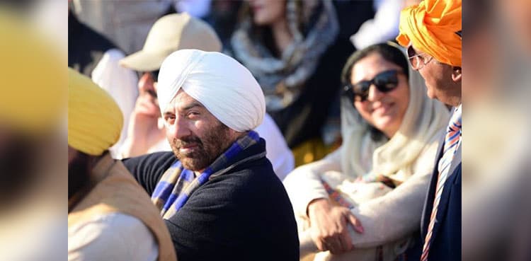 I received a lot of love: Sunny Deol on visit to Pakistan's Kartarpur Gurdwara
