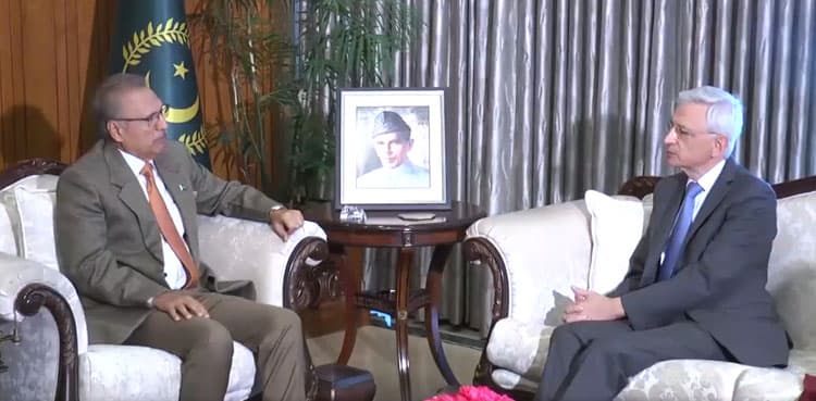 President Arif Alvi discusses Kashmir unrest with French envoy