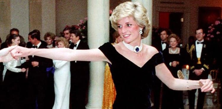 Princess Diana's 'Travolta' dress brushed off at auction
