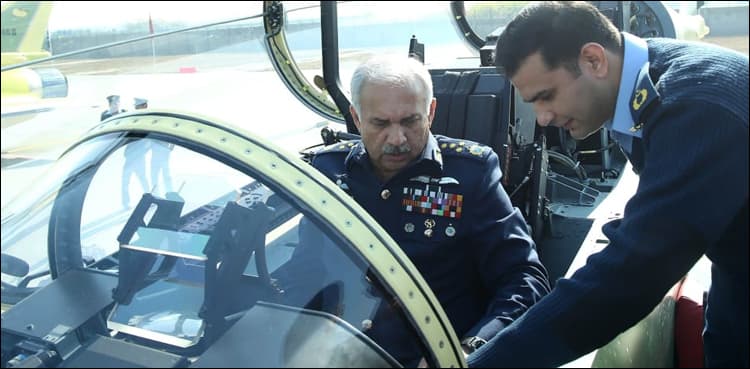 Air chief felicitates PAC on producing first batch of JF-17 in record time