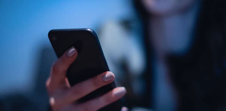 Woman killed in Sindh for talking on phone