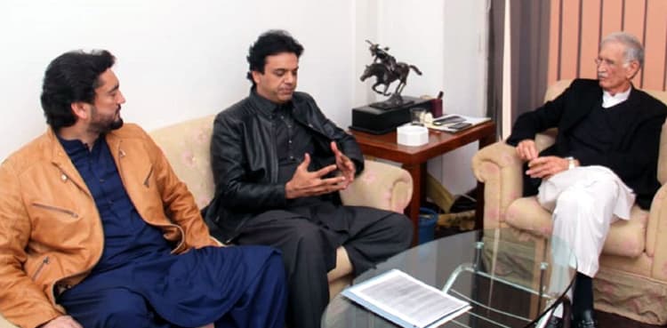 Youth of remote areas to be given priority in Kamyab Jawan Program: Pervez Khattak  