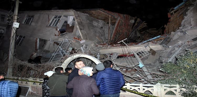 Hopes fade for missing as Turkey quake toll rises