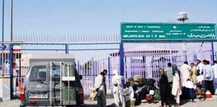 Pakistan closes border with Iran amid Coronavirus fears