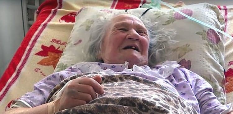 Dead woman comes back to life, claims father beckoned her to heaven