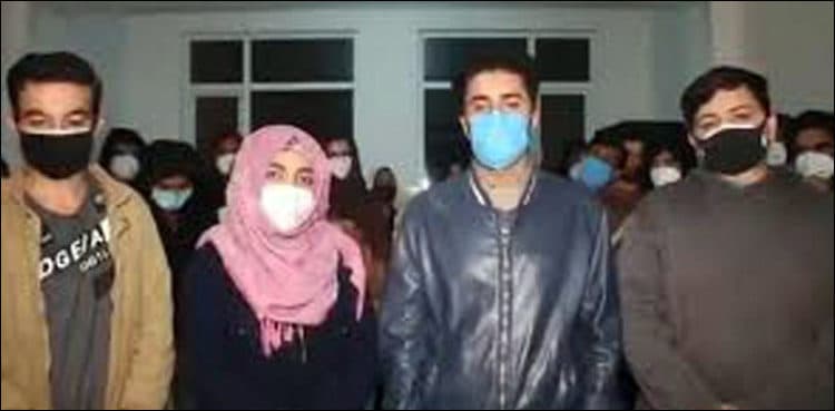 China grants visa extension to Pakistanis stranded in Urumqi  