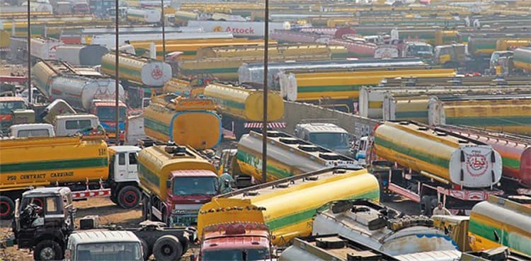 No shortage of fuel products in Pakistan, announces petroleum division  