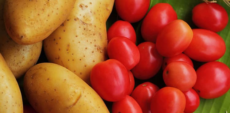 No ban on export of tomatoes, potatoes imposed