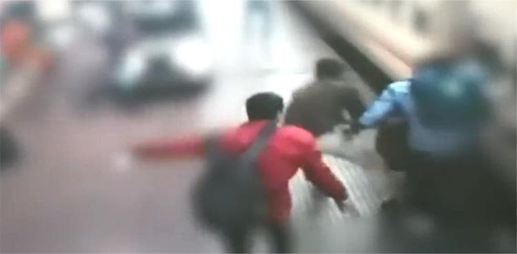 WATCH: Cop's presence of mind saves woman's life at railway station