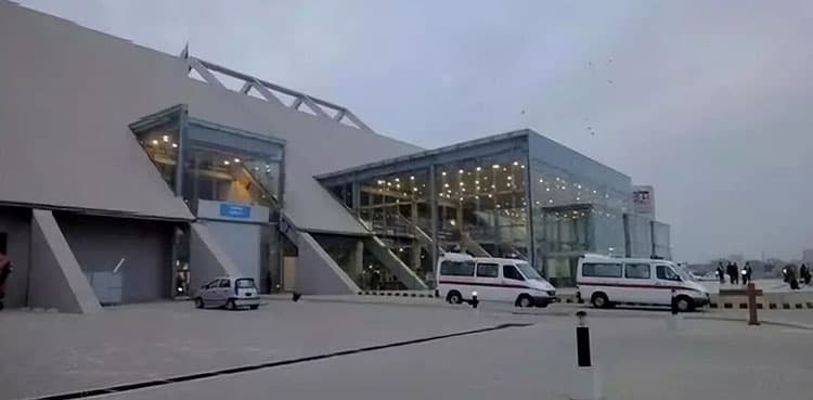 CM Buzdar orders to establish field hospital at Lahore Expo Centre 