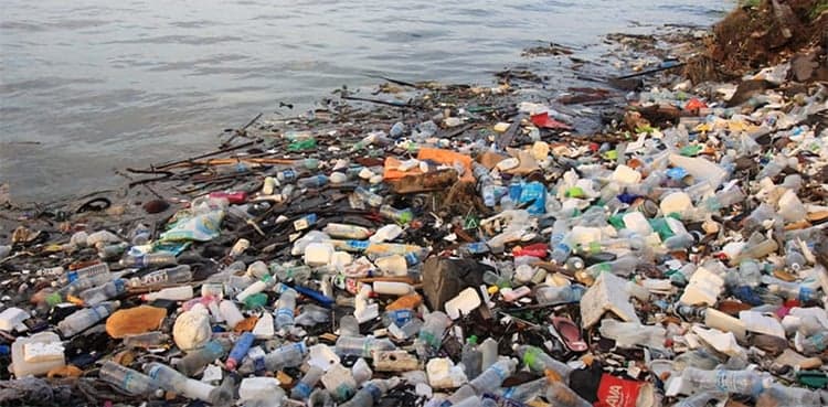Imran Ismail briefed over power producing project utilizing plastic waste
