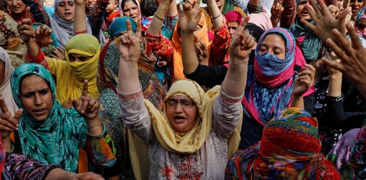 Pakistan pays tribute to resolve of Kashmiri women on Int'l Women's Day