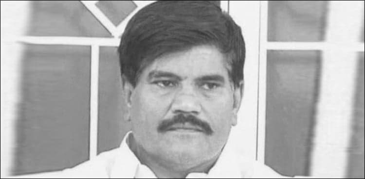 Journalist Aziz Memon's body exhumed, samples taken to determine cause of death