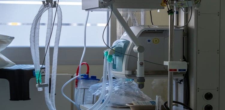 NDMA provides medical supplies to Lahore hospitals treating COVID-19 patients