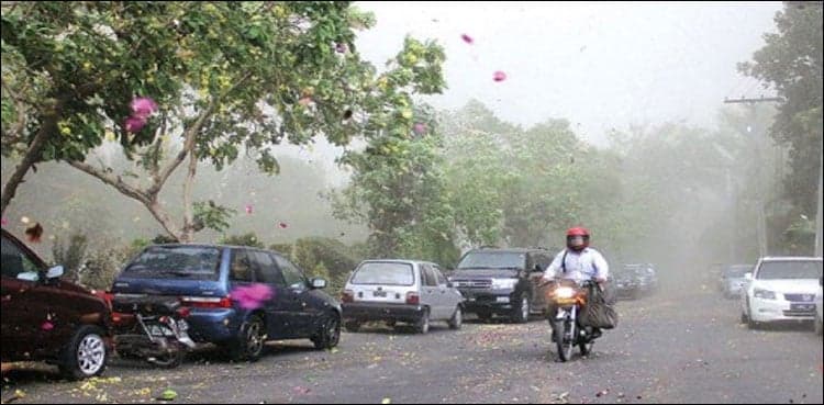 Mercury soars in Sindh districts with dusty, windy weather forecast