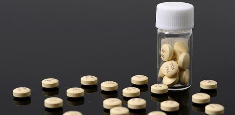 Japan's homegrown COVID-19 drug faces rocky future