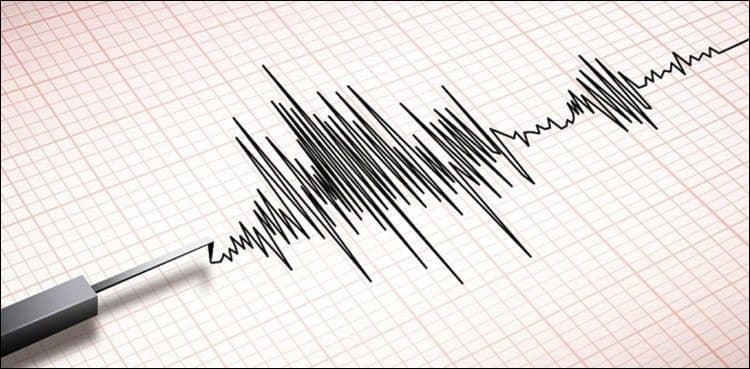 Earthquake tremors felt in Karachi