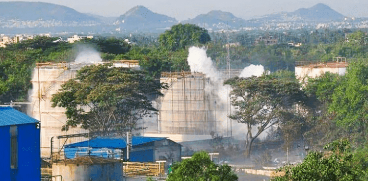 Gas leak at Indian chemical plant kills at least 7
