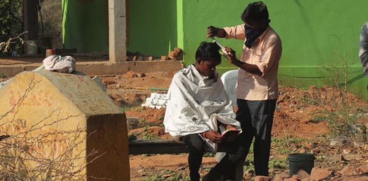 Barber shot dead in India for refusing to cut hair amid lockdown