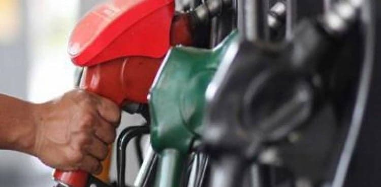 Federal govt lowers sales tax on petroleum products