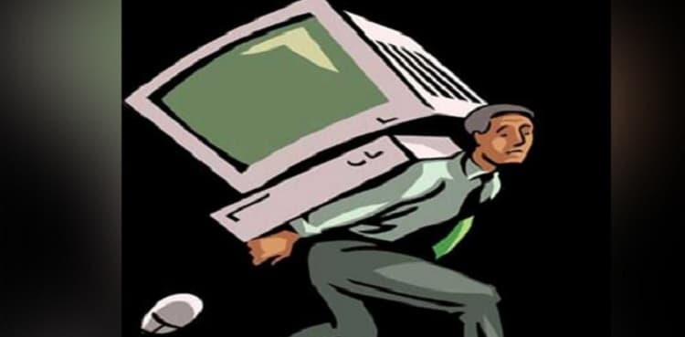 Angry at poor service, jeweller carries off bank's computer