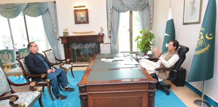 Sindh governor calls on PM Imran Khan